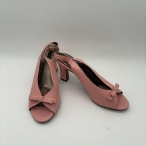 Array NWOT Array Pink Peep-Toe Bow sling back Heels 10M